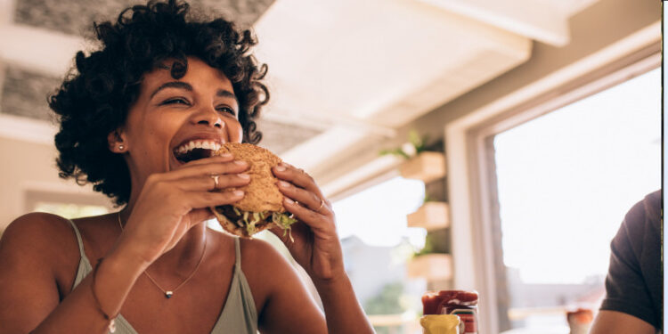 21 Best Side Hustles to Earn Extra Income (2023 Edition) 2 starting_a_restaurant_www.africanamericangrants.org