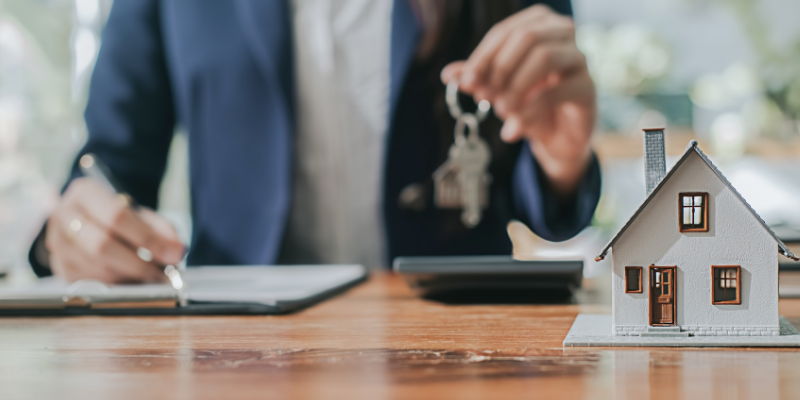 How Much Do Real Estate Agents Make in 2023?