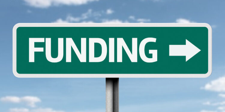 7 Best Business Grants to Start a Trucking Company