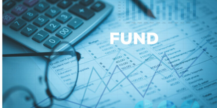 7 Best Business Grants to Start a Trucking Company